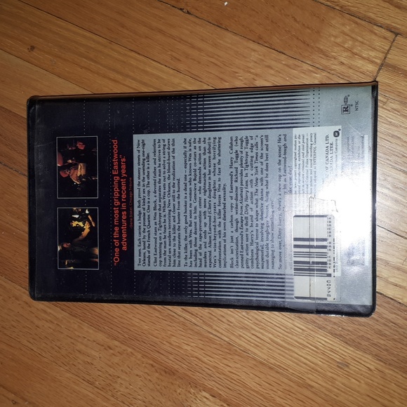 Tightrope clamshell VHS - Picture 2 of 3